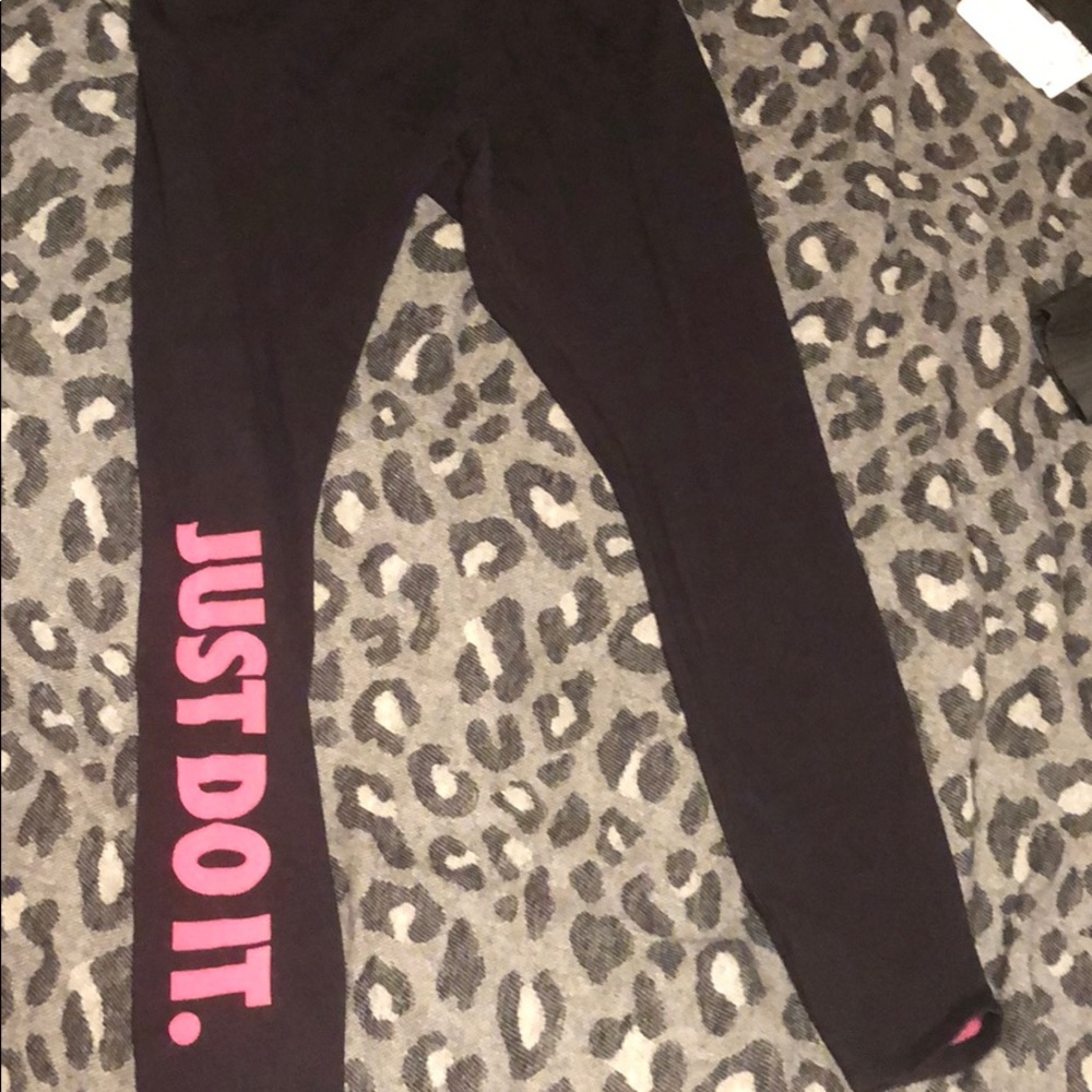 Nike leggings